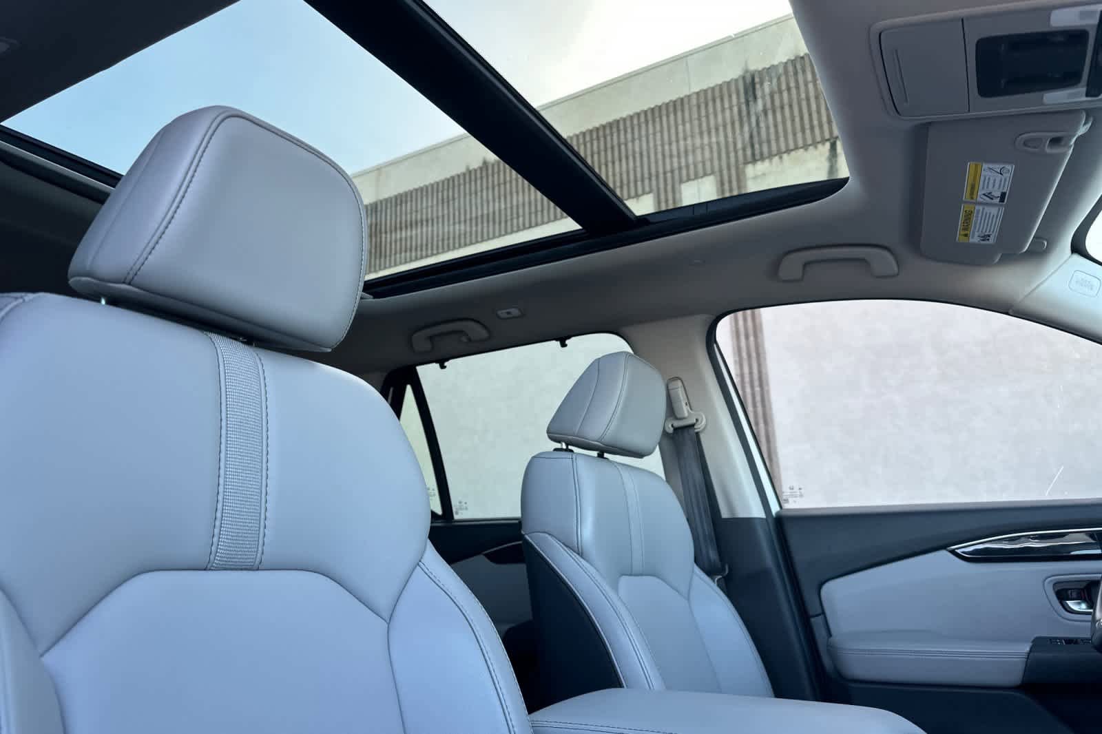 Used 2024 Honda Pilot Touring image 19