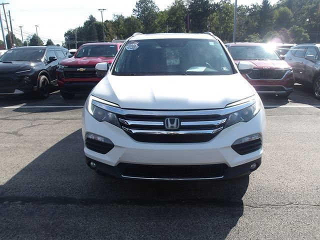Used 2017 Honda Pilot Touring image 2