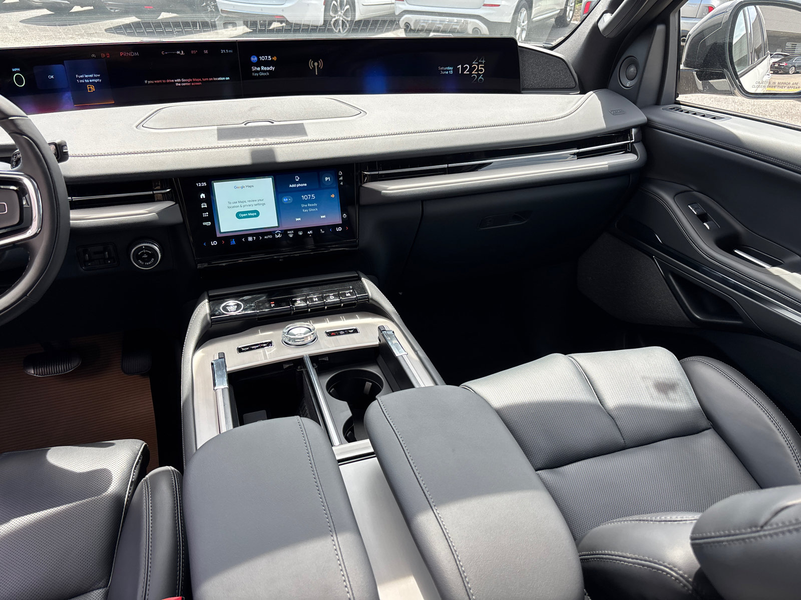 New 2026 Lincoln Navigator Reserve w/ Jet Appearance Package AWD/4WD image 31