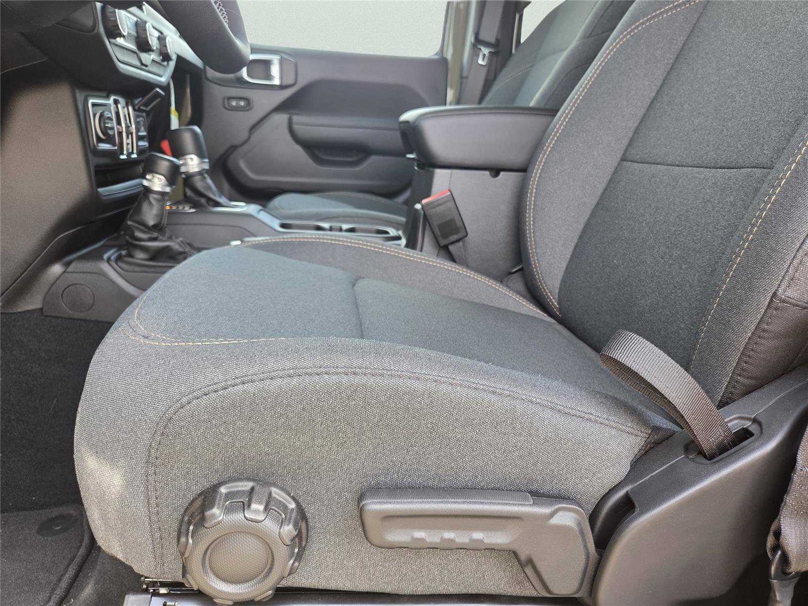 New 2025 Jeep Wrangler Sport S image 17