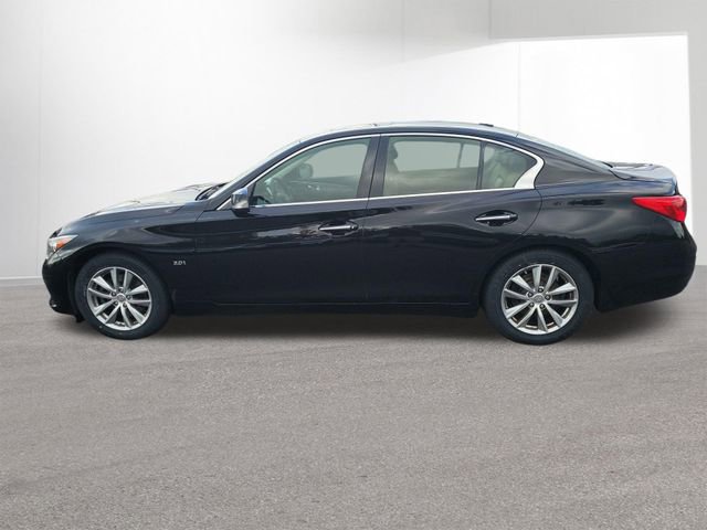 Used 2016 INFINITI Q50 Premium AWD/4WD image 13