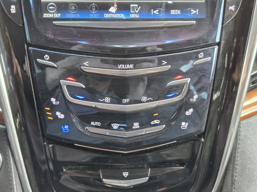 Used 2017 Cadillac Escalade Luxury RWD image 17