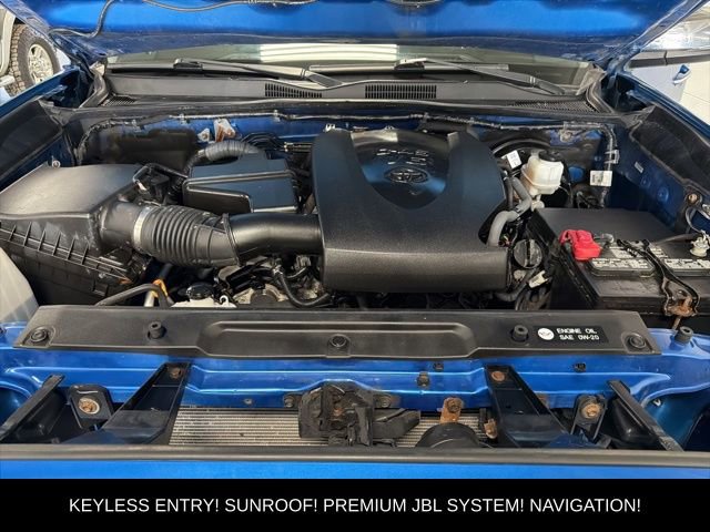 Used 2018 Toyota Tacoma Limited image 33