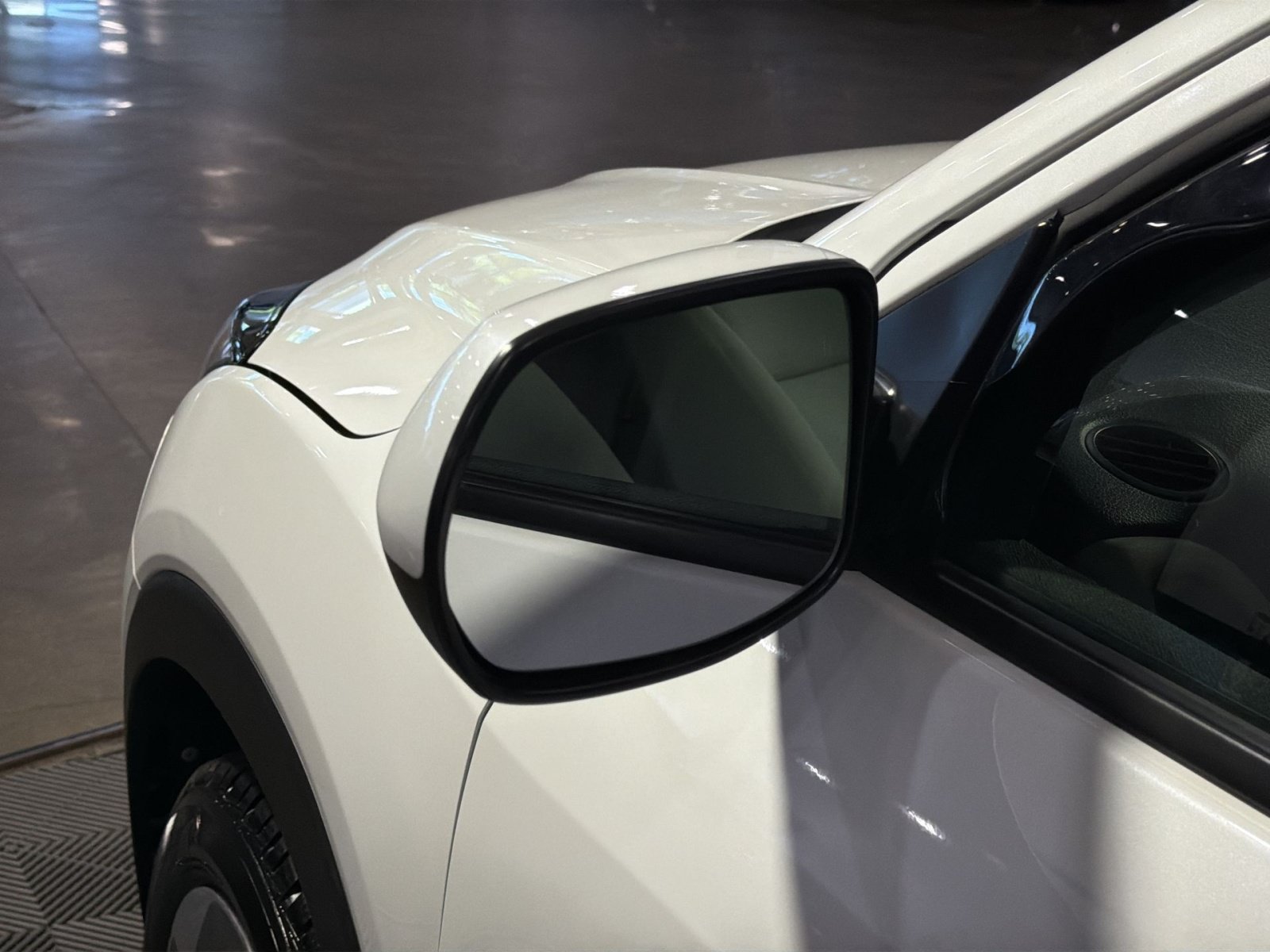 Used 2022 Honda HR-V LX image 12