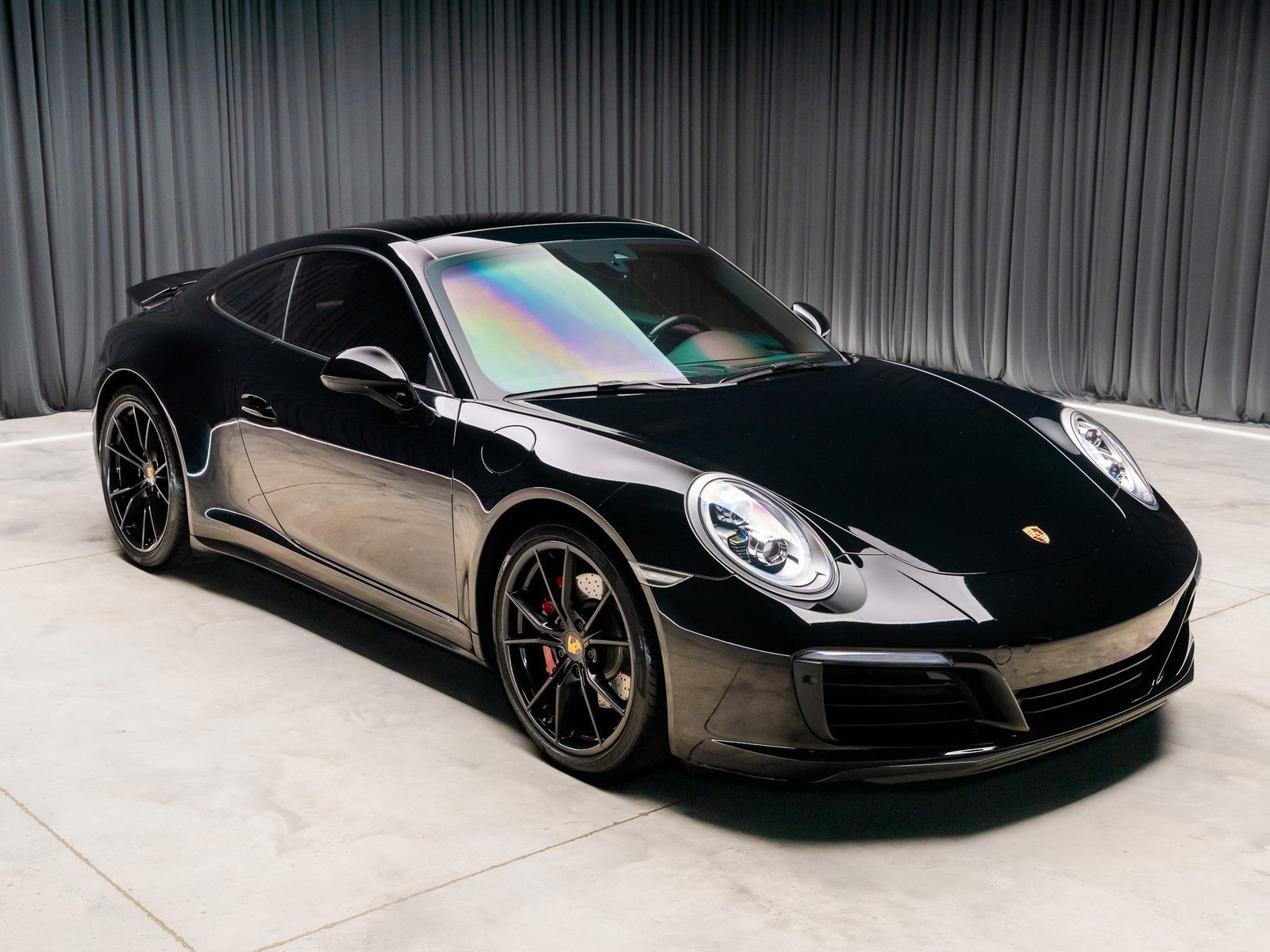 Used 2018 Porsche 911 Carrera 4S image 17