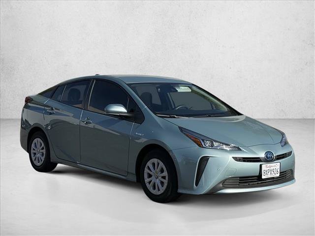 Used 2022 Toyota Prius LE FWD image 3
