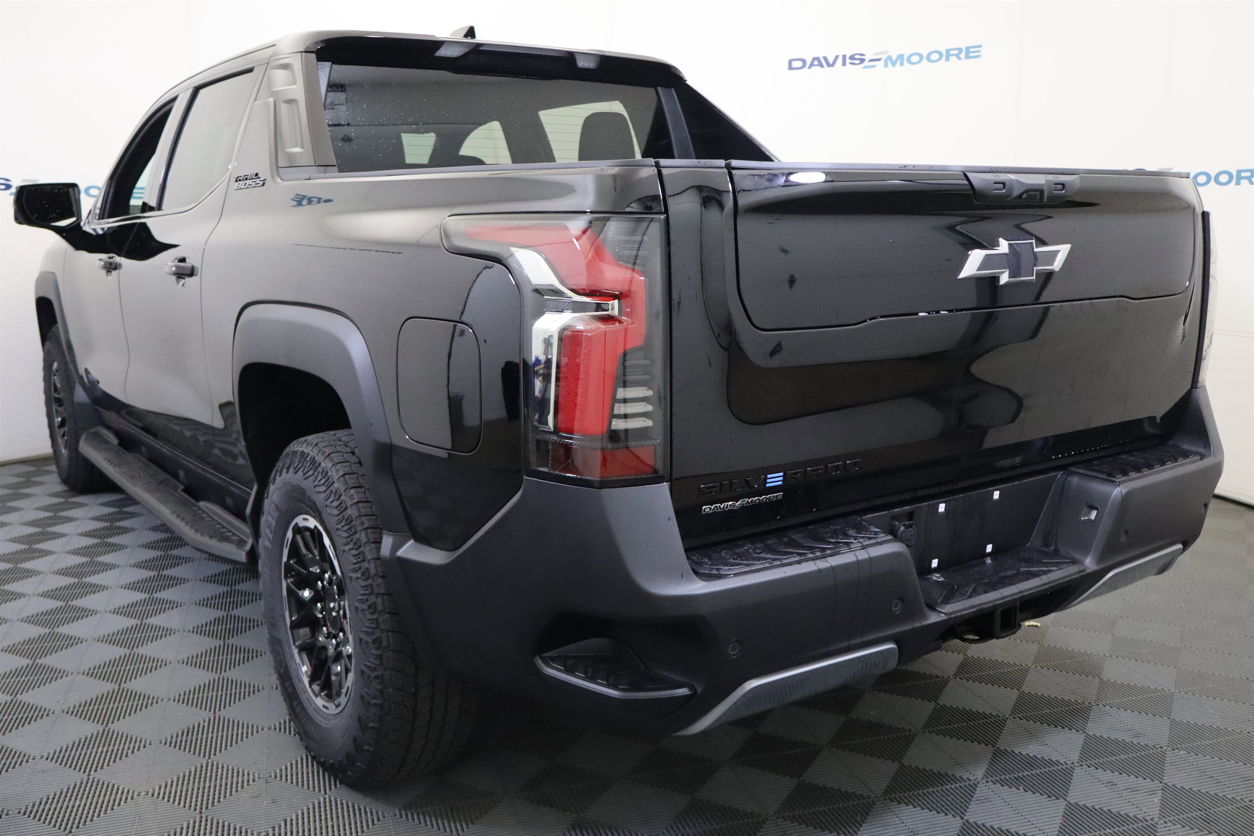 New 2026 Chevrolet Silverado EV Trail Boss w/ Plus Package image 9