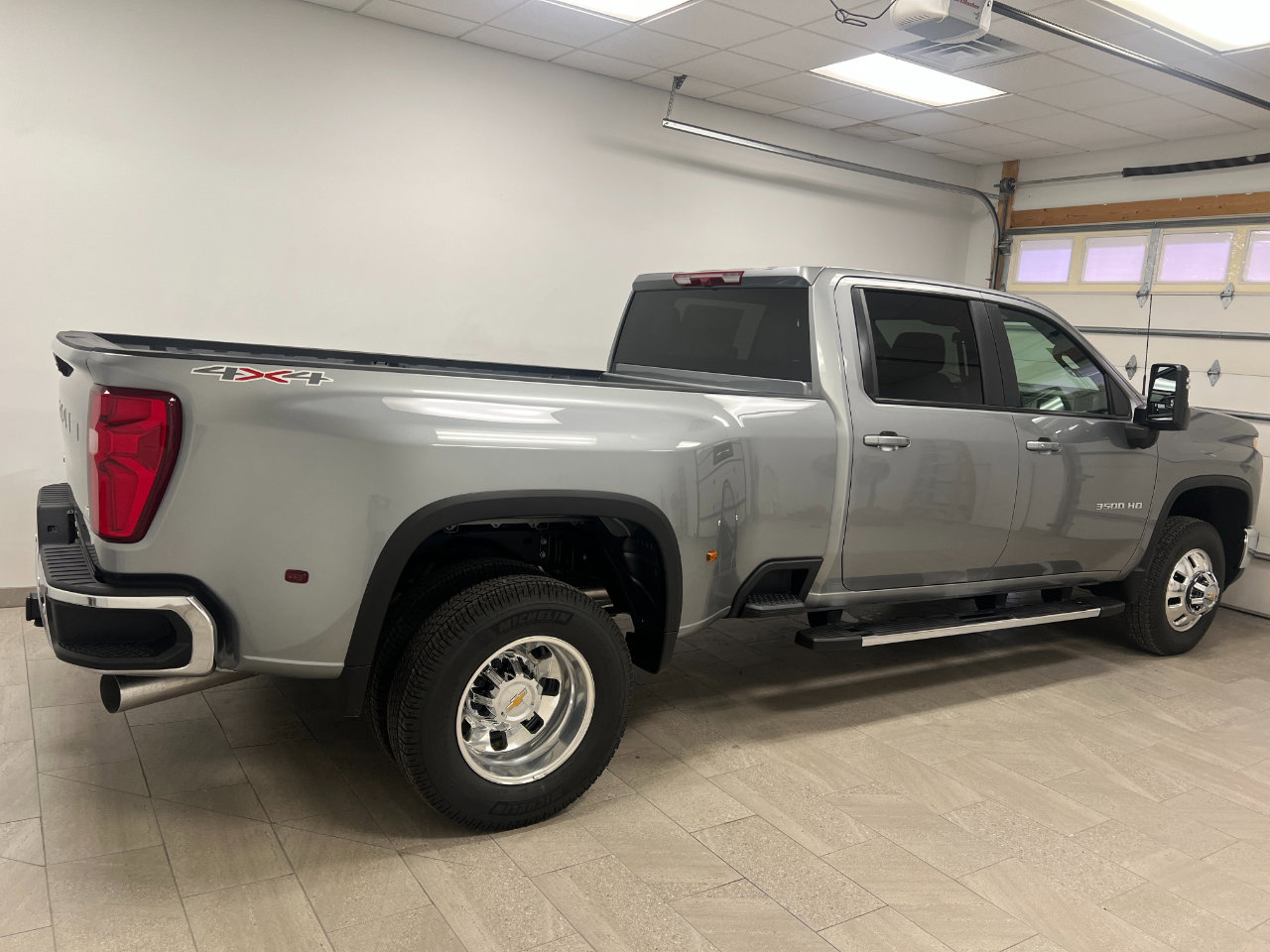 New 2026 Chevrolet Silverado 3500 LT w/ All Star Edition image 4