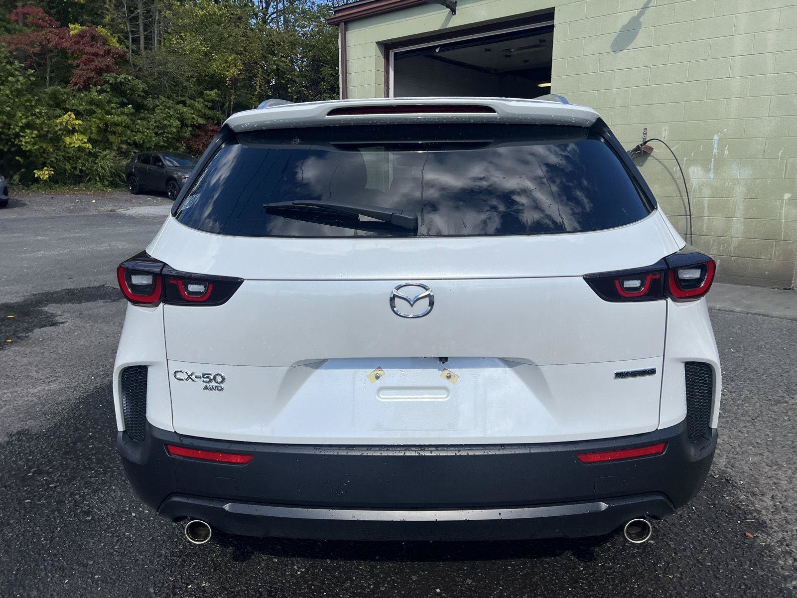 Used 2025 MAZDA CX-50 AWD 2.5 S w/ Cargo Package image 4