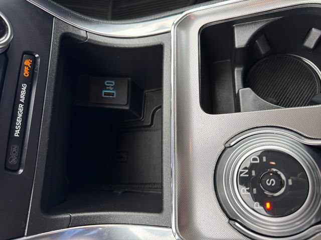 Used 2024 Ford Edge Titanium AWD/4WD image 27