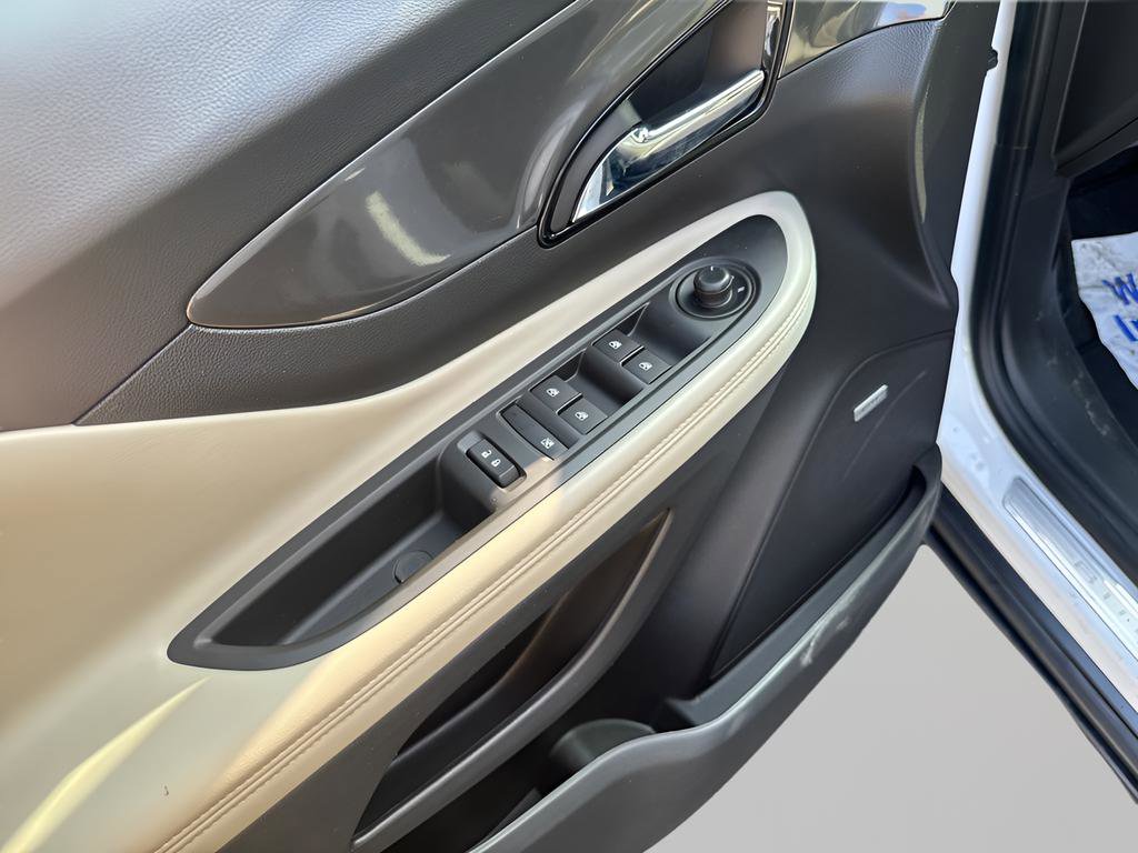 Used 2017 Buick Encore Premium w/ Experience Buick Package image 19