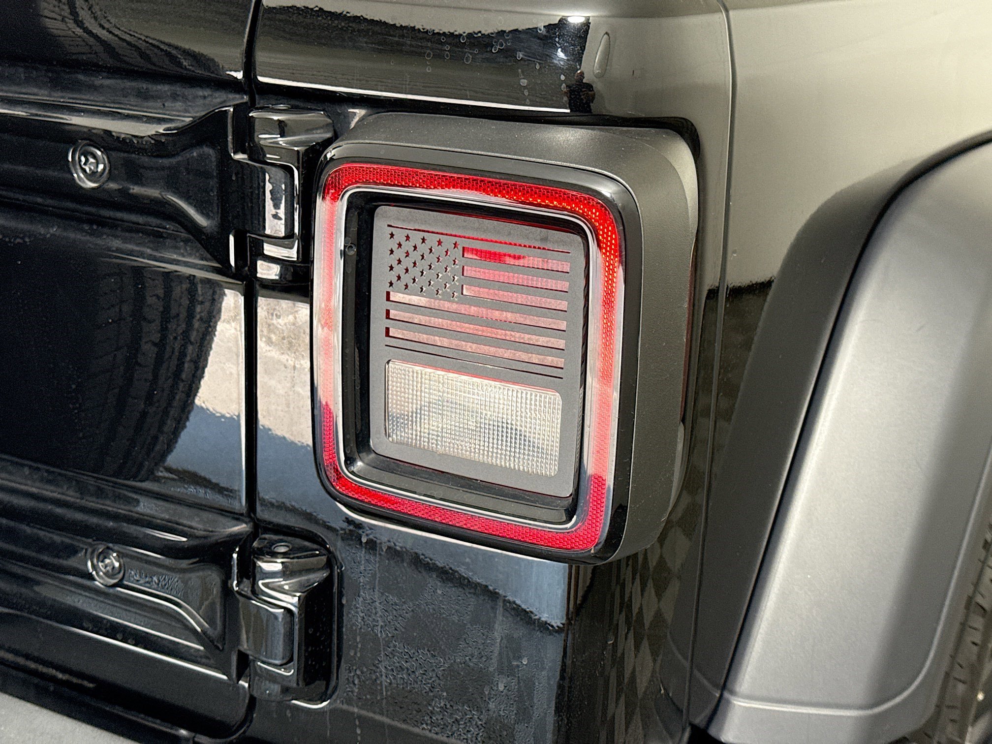 Used 2024 Jeep Wrangler Sport image 34