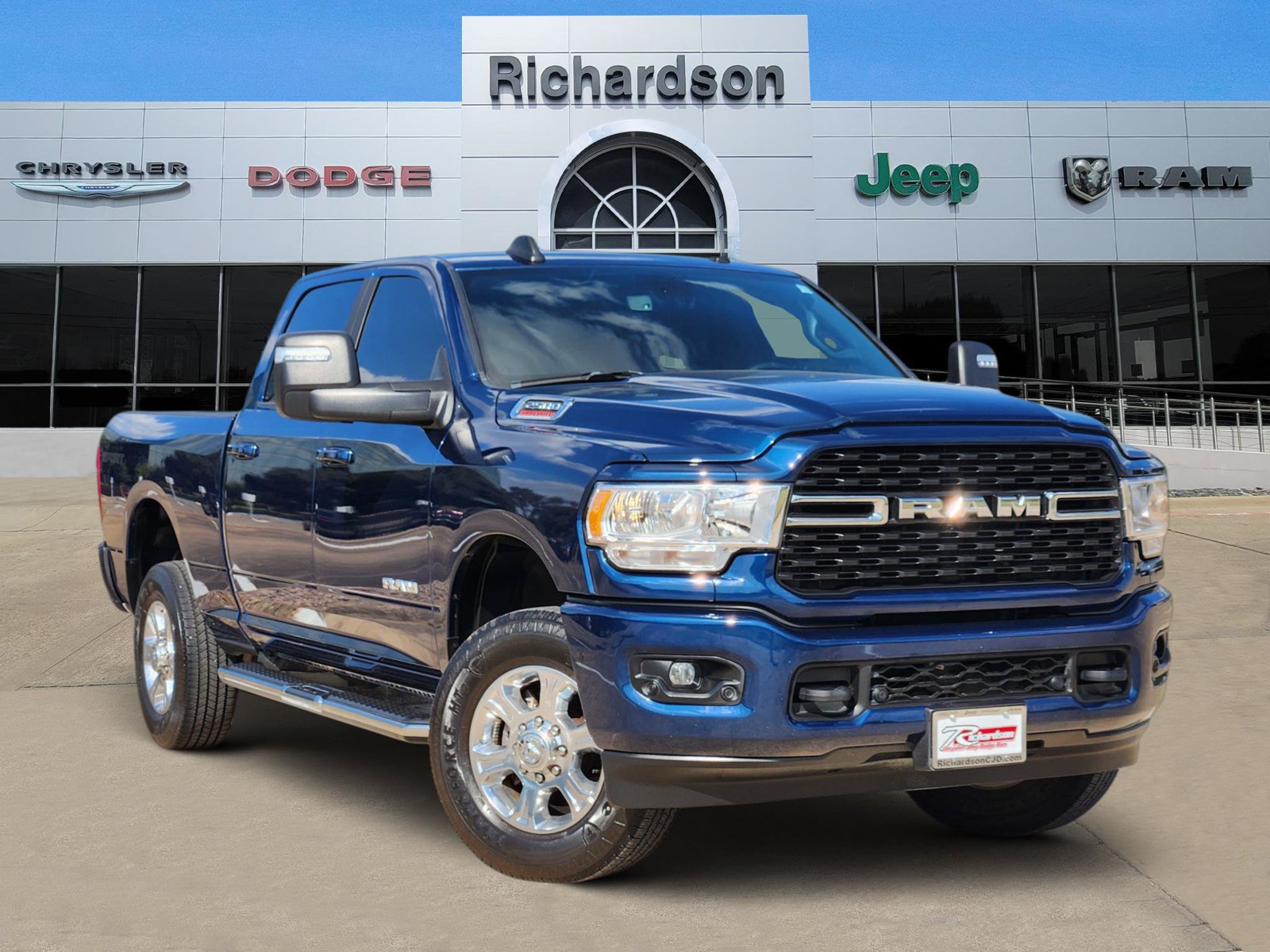 Used 2024 RAM 2500 Big Horn w/ Sport Appearance Package AWD/4WD image 1