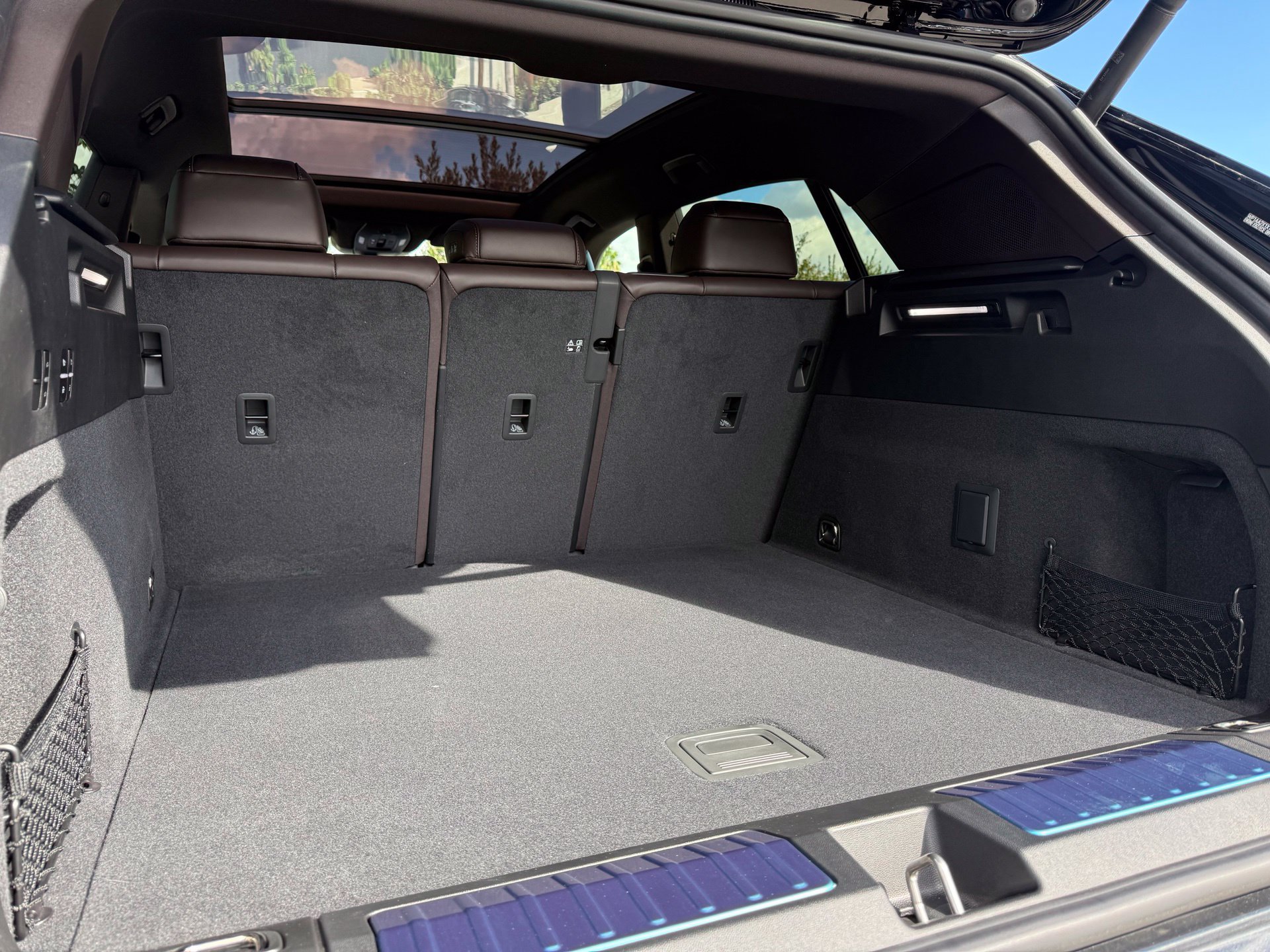 New 2026 Porsche Cayenne Electric AWD/4WD image 34