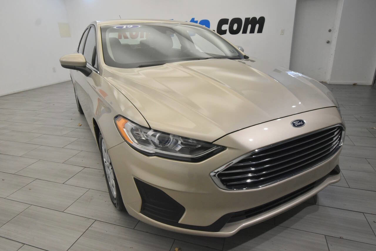 Used 2019 Ford Fusion S image 7
