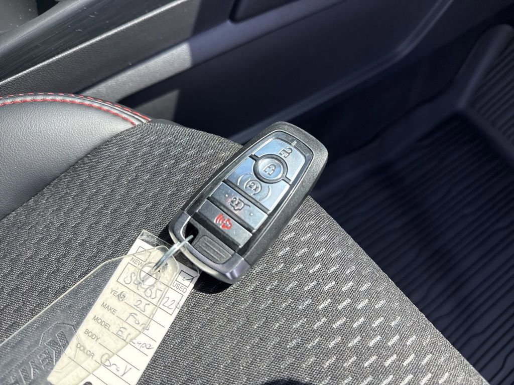 Used 2025 Ford Escape ST-Line w/ Cold Weather Package image 40