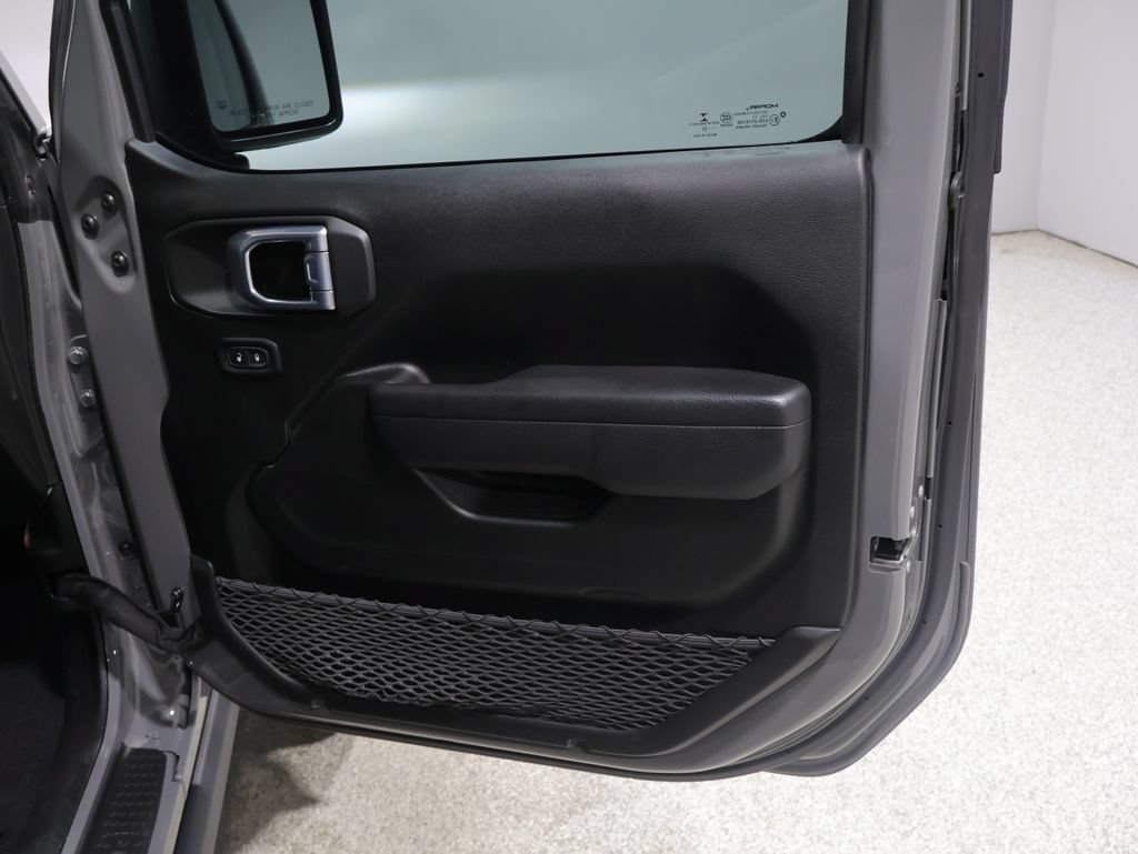Used 2022 Jeep Wrangler Sport AWD/4WD image 15