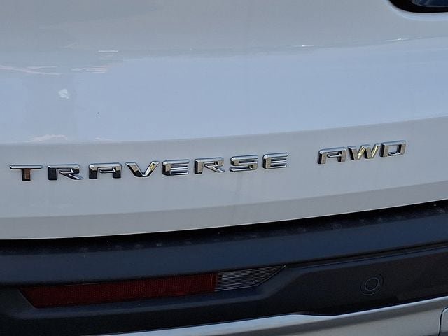 New 2026 Chevrolet Traverse LT w/ Driver Confidence Package AWD/4WD image 18