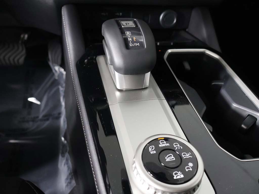 New 2025 Mitsubishi Outlander SE image 52