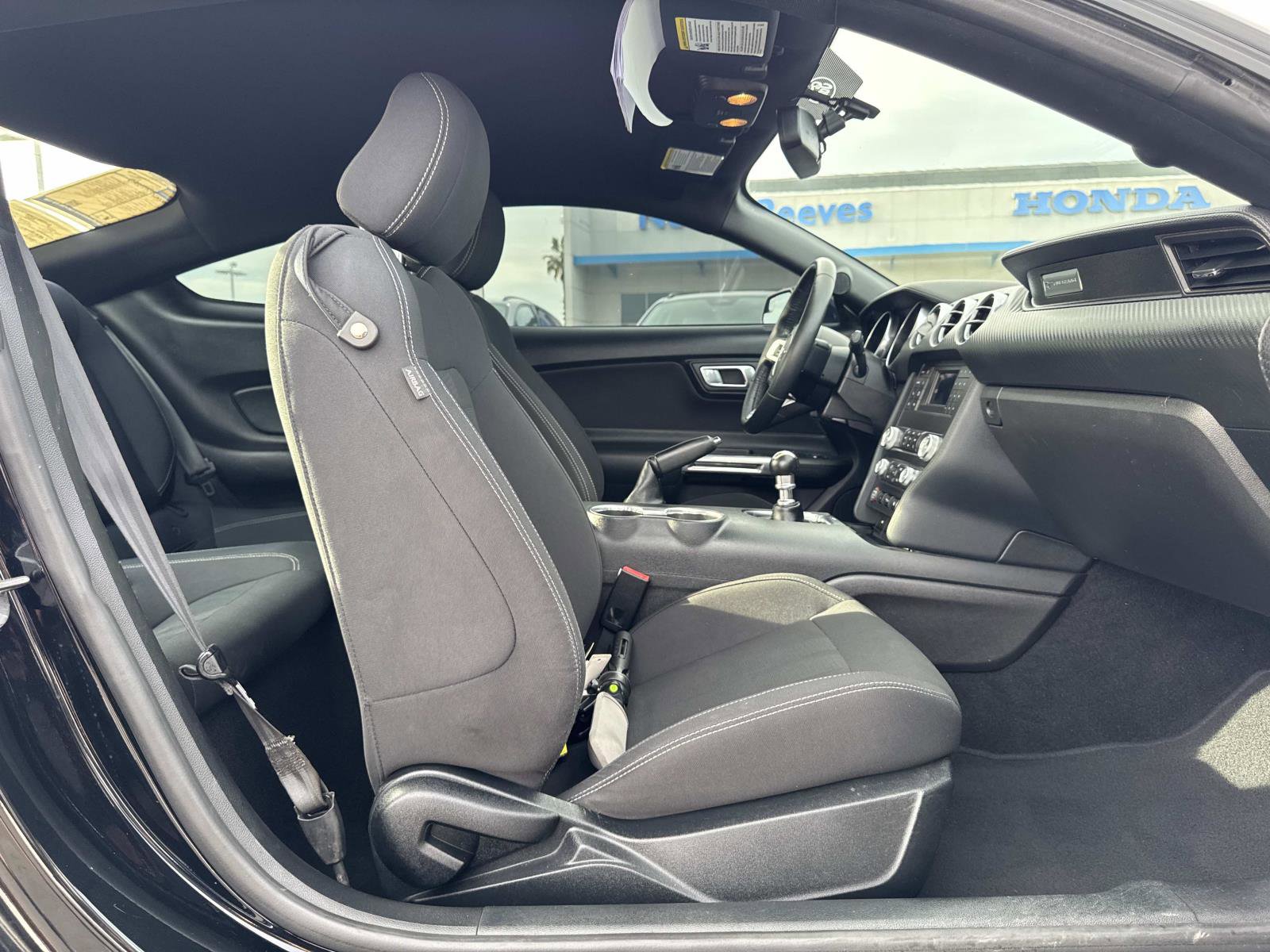 Used 2019 Ford Mustang Coupe image 28