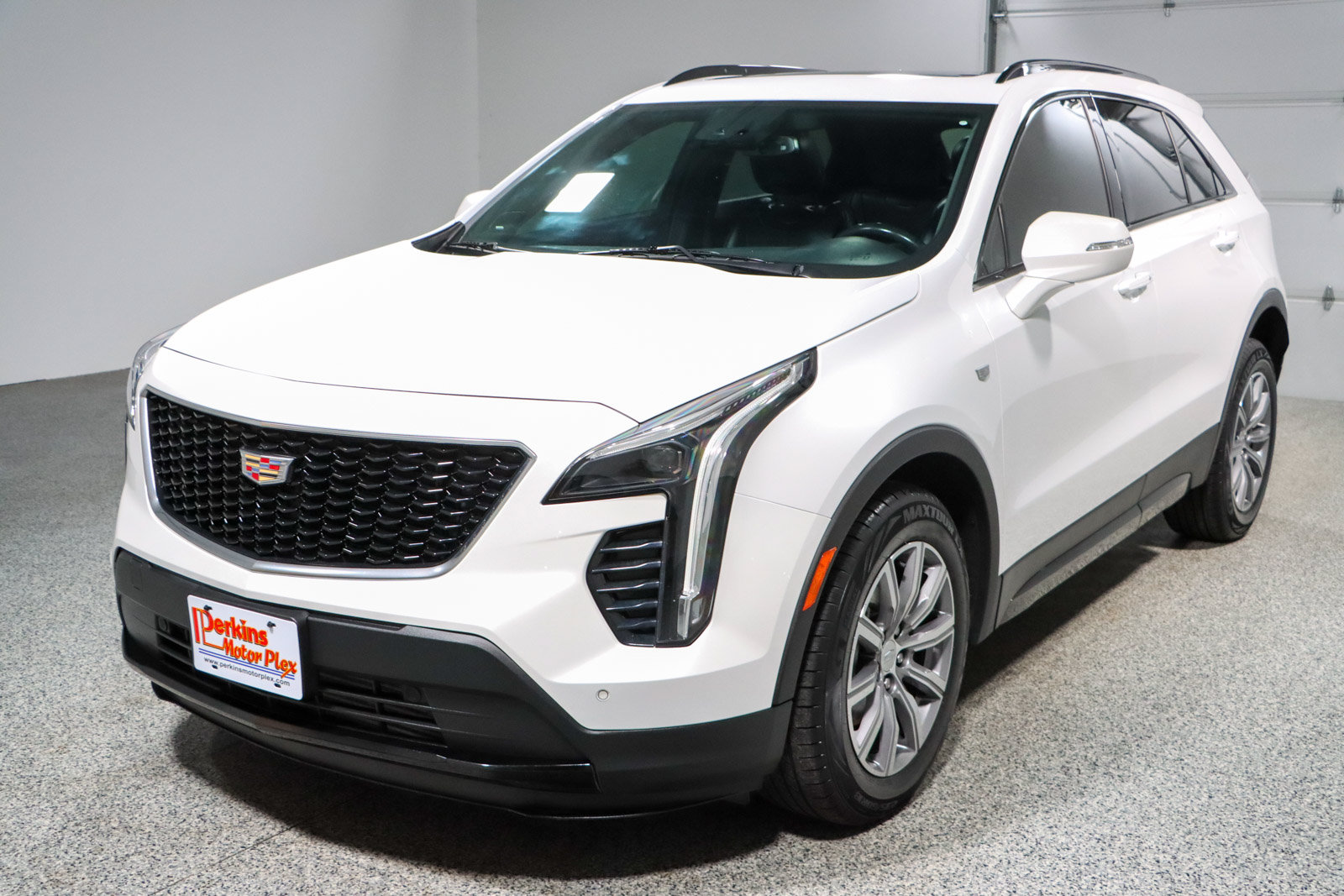Used 2023 Cadillac XT4 Sport w/ Sun And Sound Package AWD/4WD image 32