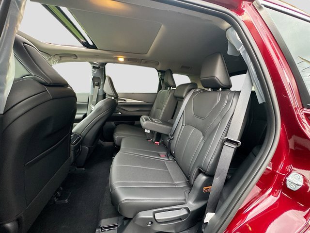 Used 2026 INFINITI QX60 Luxe w/ Cargo Package image 26