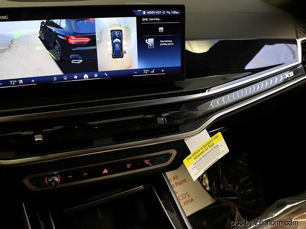 New 2026 BMW X5 xDrive40i w/ M Sport Package AWD/4WD image 24