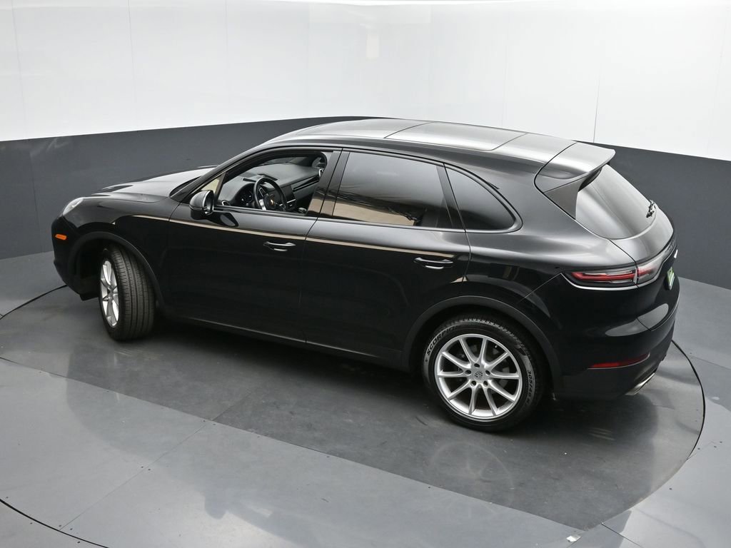 Used 2021 Porsche Cayenne image 40