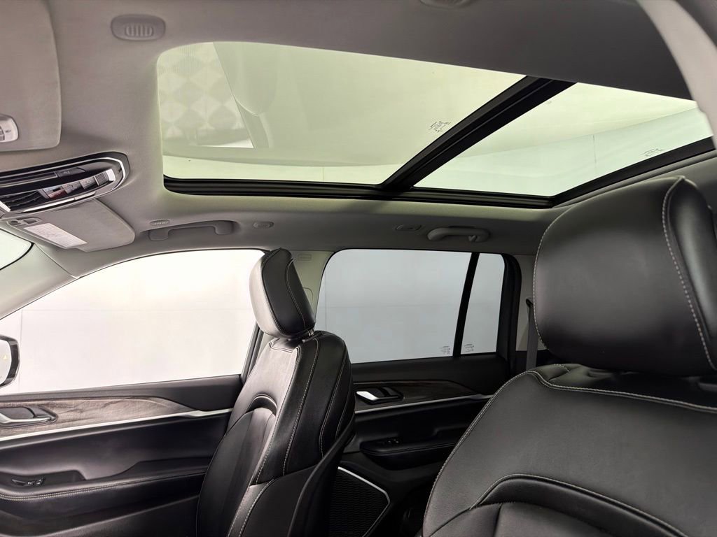 Certified 2022 Jeep Grand Cherokee Limited 4xe image 25