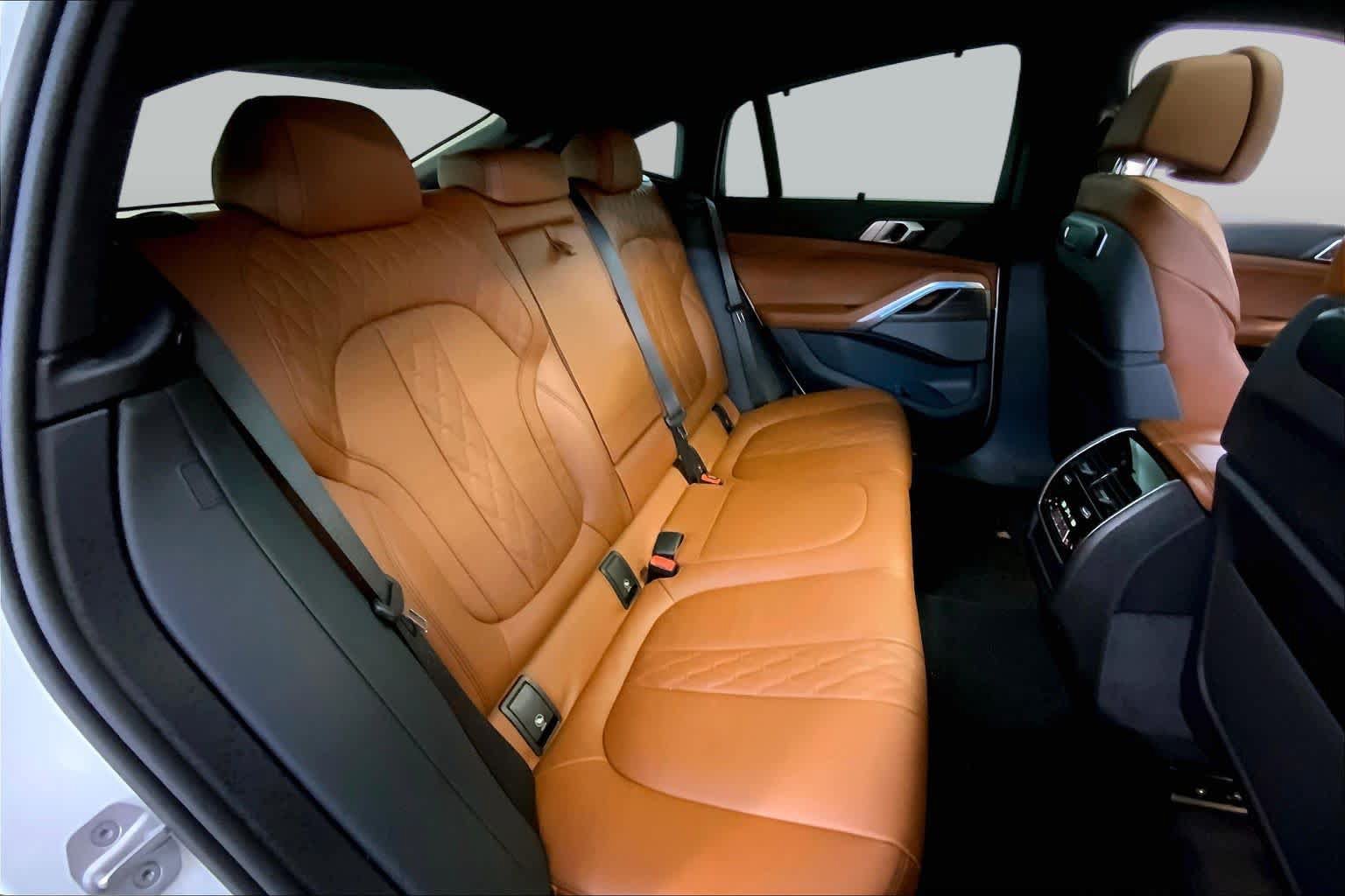 Used 2024 BMW X6 xDrive40i AWD/4WD image 19