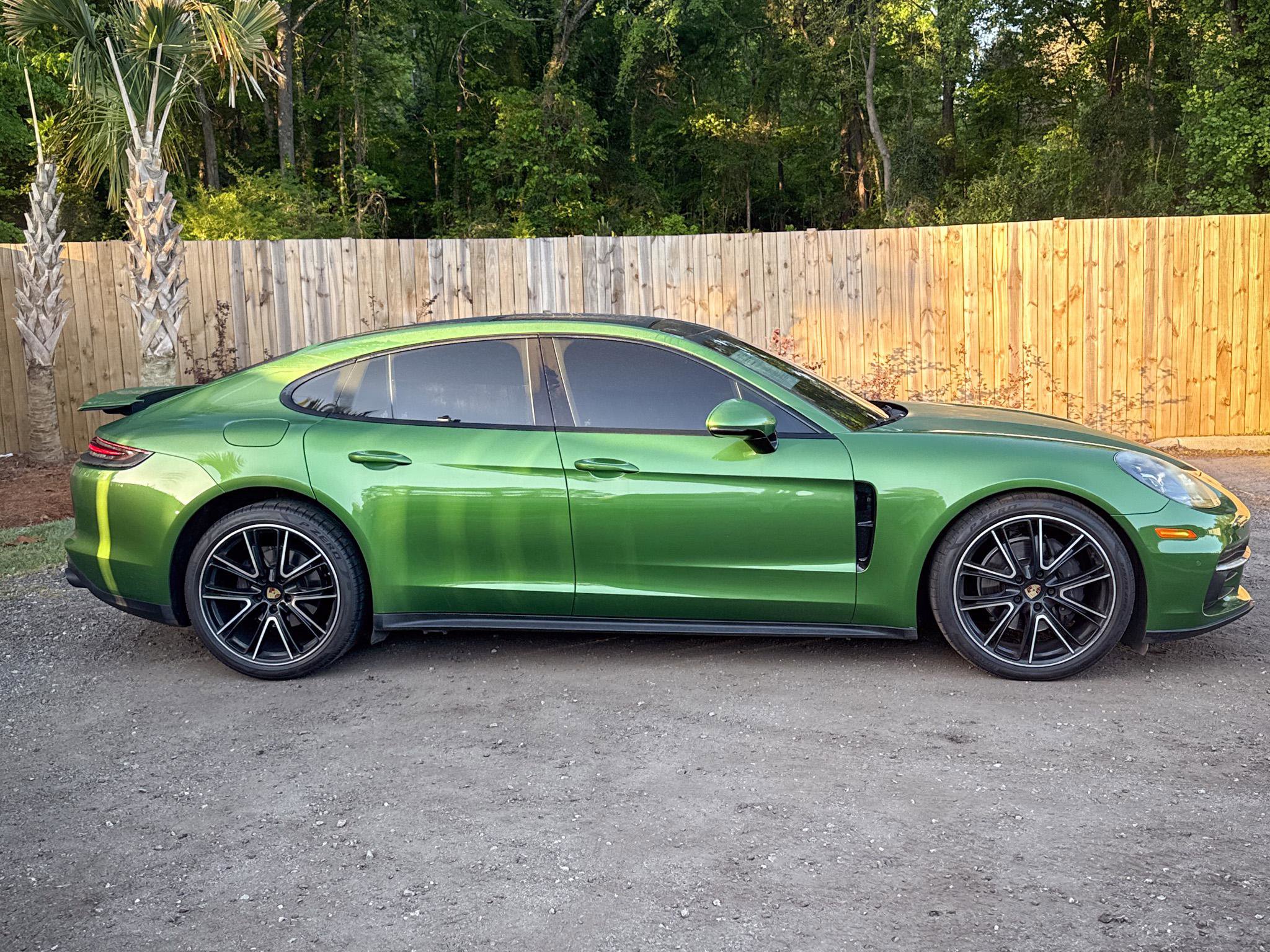 Used 2018 Porsche Panamera 4 image 14