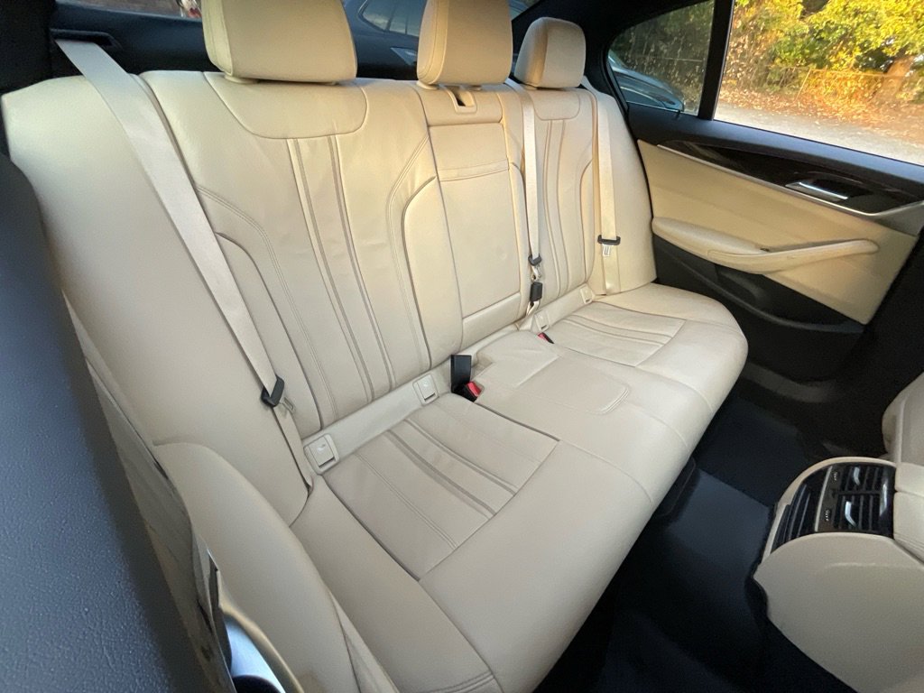 Used 2019 BMW 530i w/ Convenience Package image 32