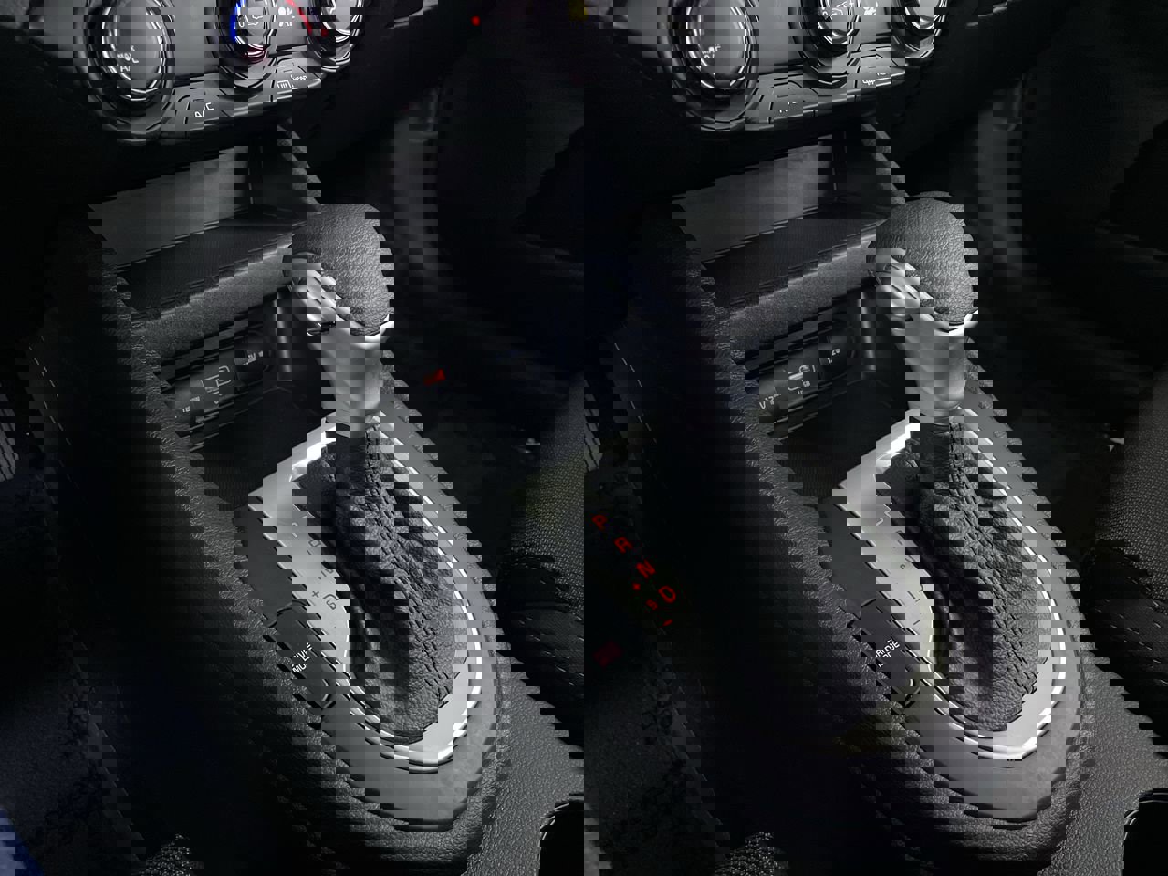 Used 2022 Kia Forte LXS image 17