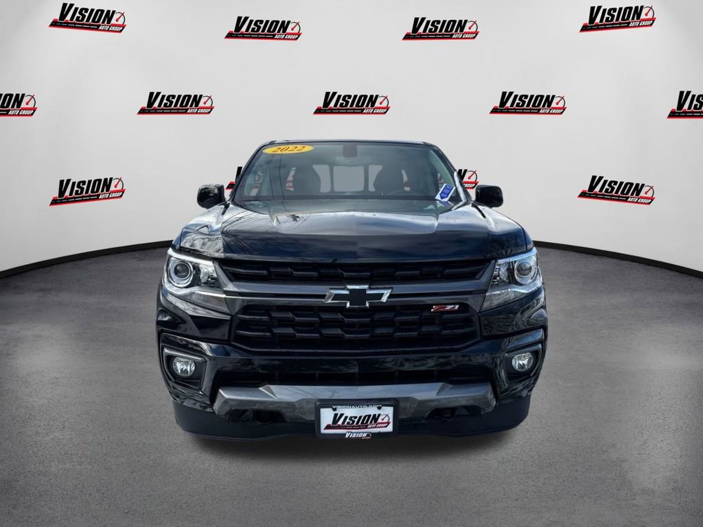 Used 2022 Chevrolet Colorado Z71 image 2