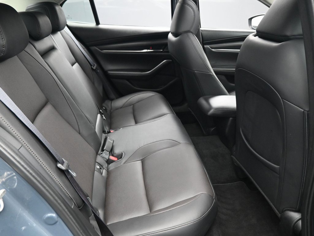 Used 2023 MAZDA MAZDA3 2.5 Turbo Sedan w/Premium Plus image 31