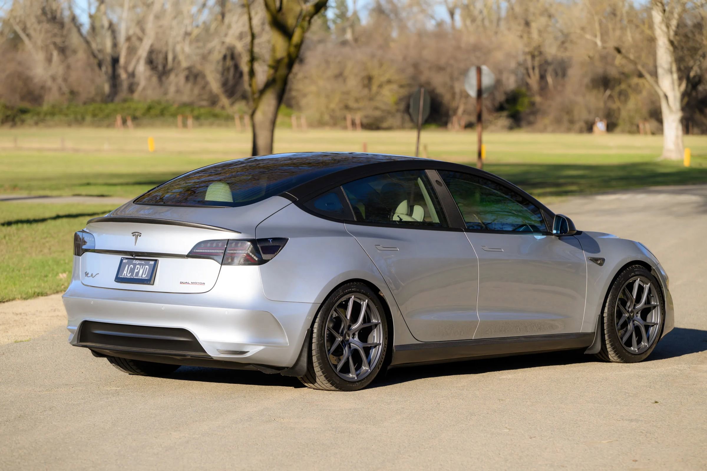 Used 2018 Tesla Model 3 Long Range image 10