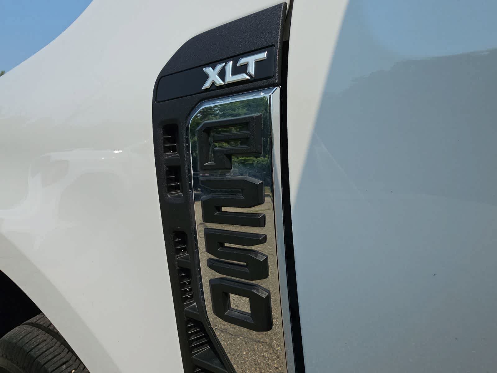 Used 2025 Ford F250 XLT AWD/4WD image 20