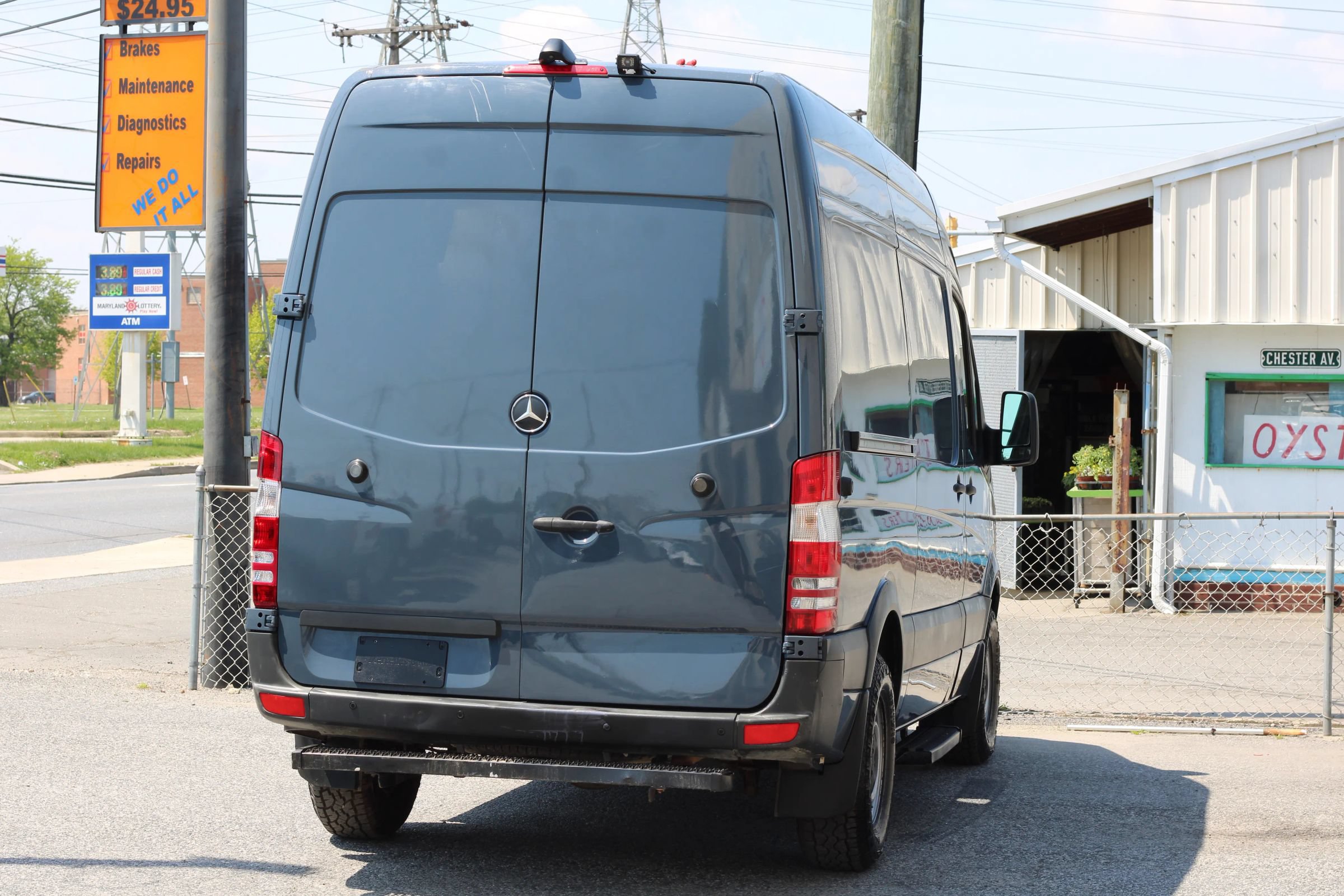 Used 2018 Mercedes-Benz Sprinter 2500 image 8