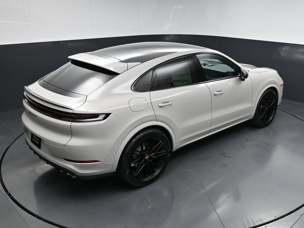 New 2026 Porsche Cayenne S AWD/4WD image 18