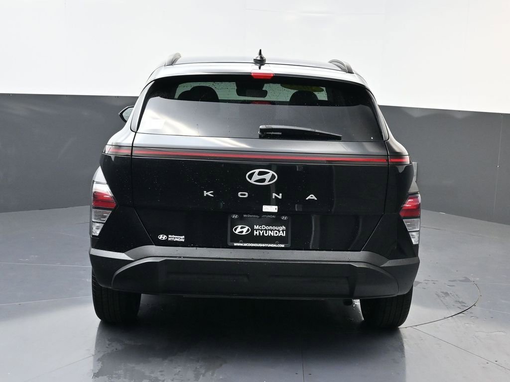 Certified 2025 Hyundai Kona SEL image 5