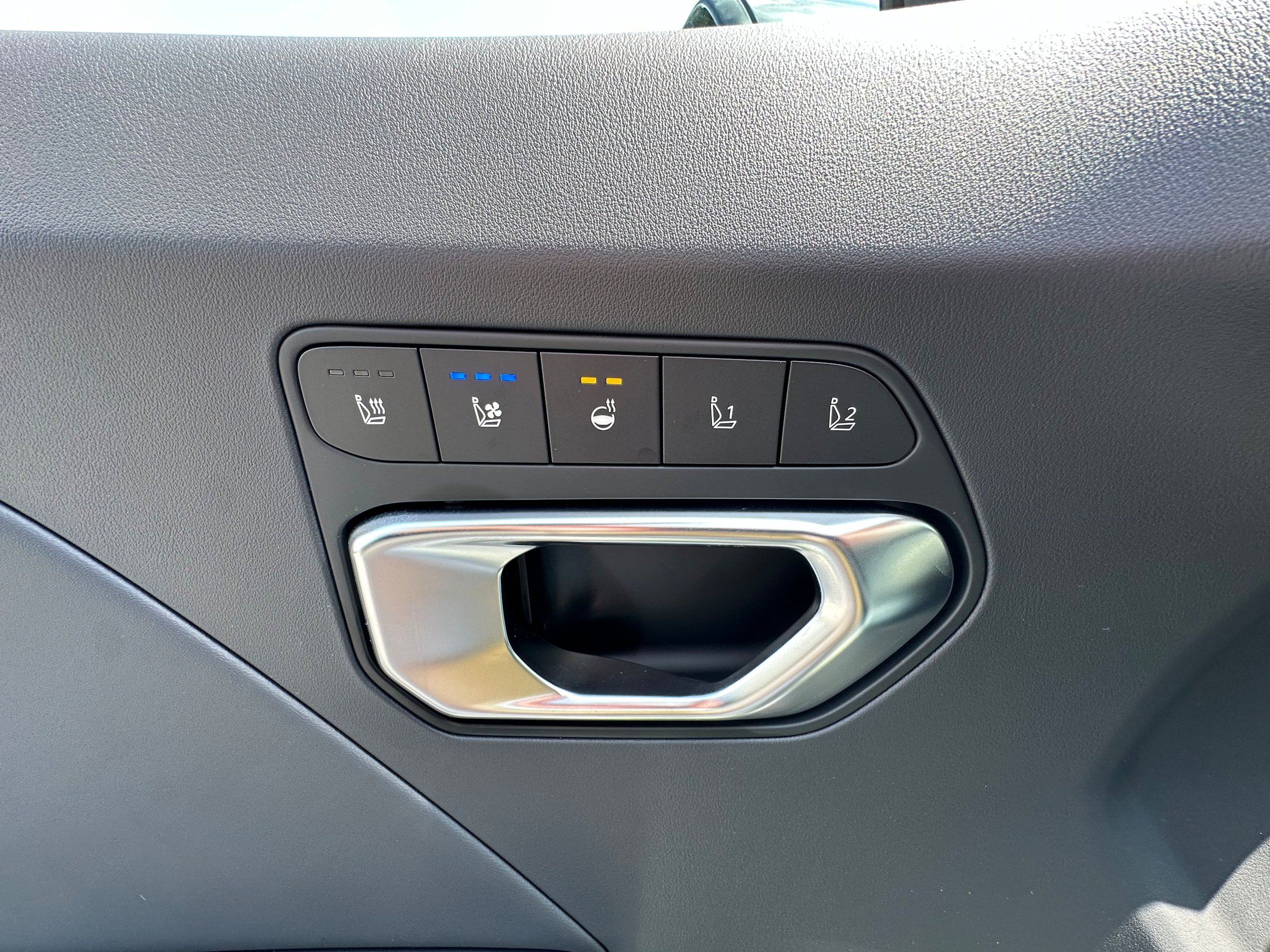 New 2026 Kia K4 GT-Line w/ GT-Line Premium Package FWD image 27