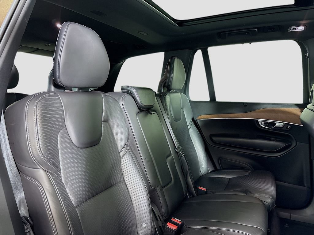 Used 2016 Volvo XC90 T8 Inscription w/ Vision Package AWD/4WD image 31
