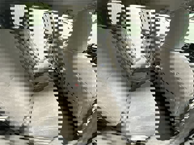 Used 2013 Toyota Highlander Plus image 21