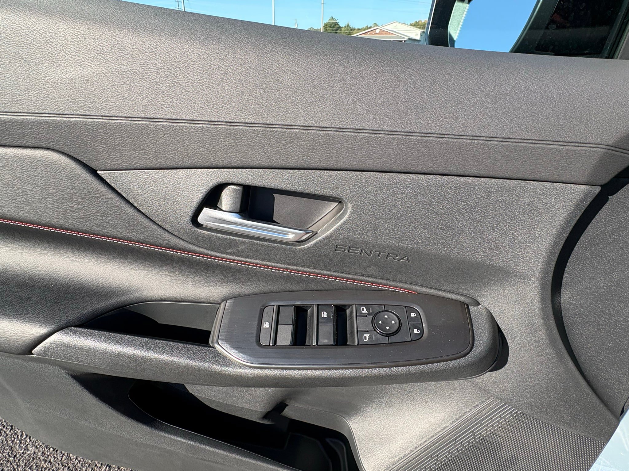 New 2027 Nissan Sentra SR w/ Floor Mat Package FWD image 20