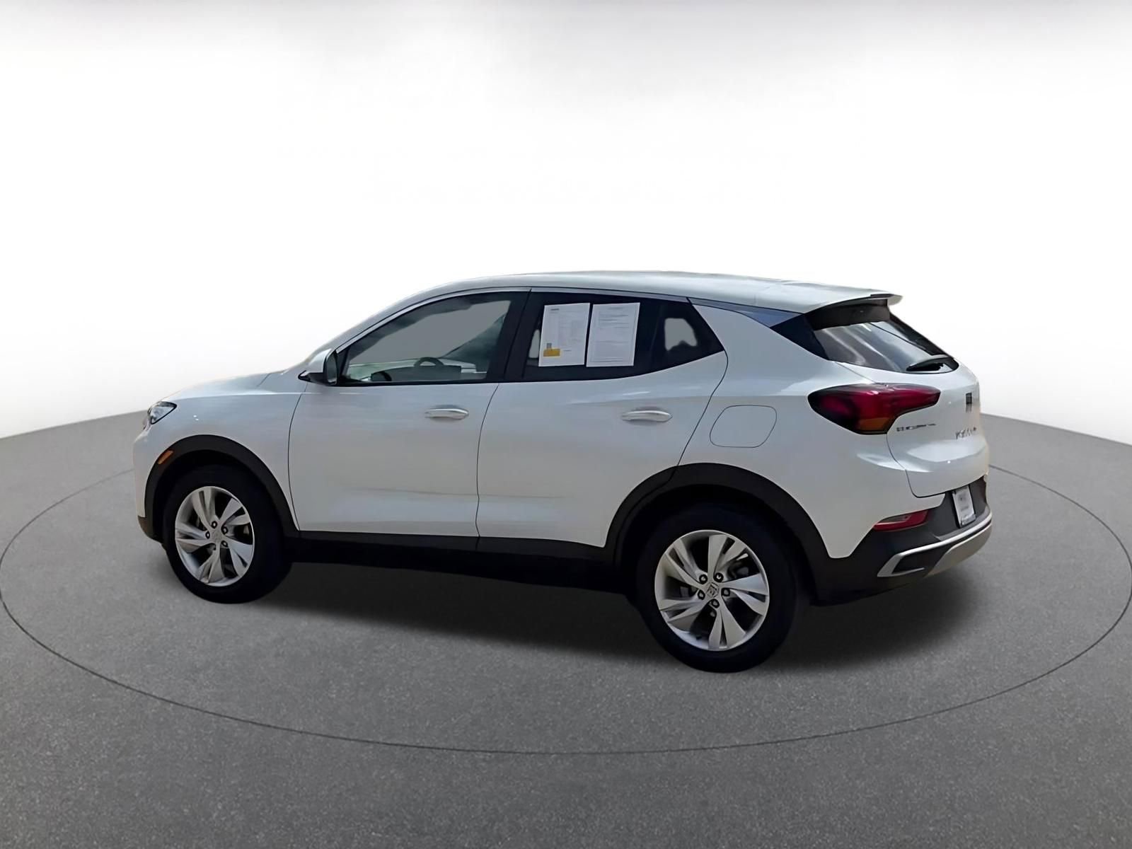 Used 2025 Buick Encore GX Preferred FWD image 10