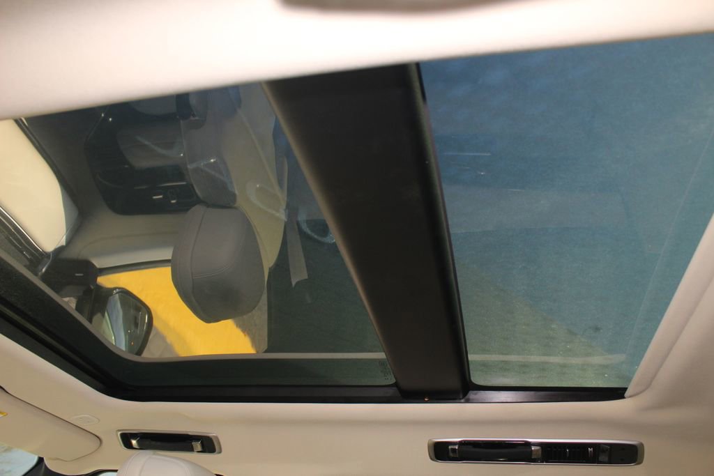 Used 2024 Land Rover Range Rover SE image 25