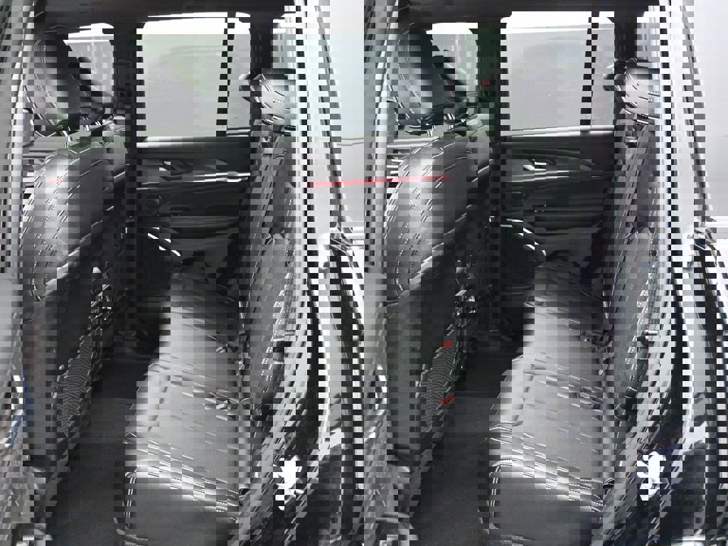 Used 2023 Jeep Grand Cherokee Overland image 13