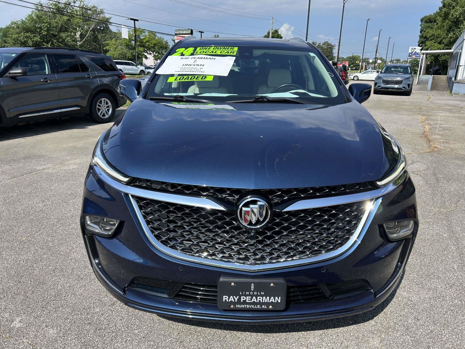 Used 2024 Buick Enclave Avenir w/ Avenir Technology Package FWD image 12