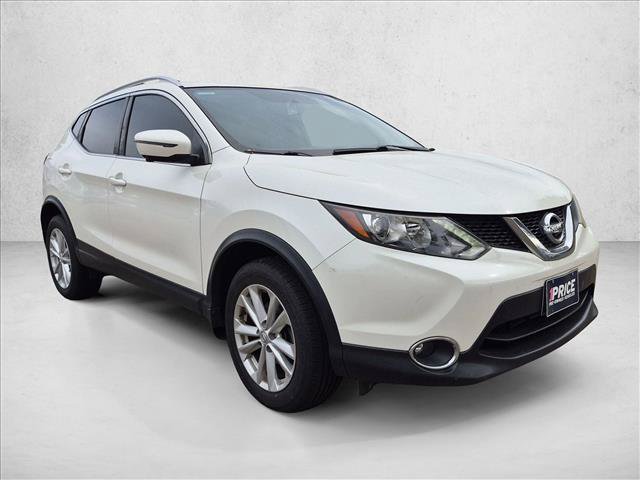 Used 2017 Nissan Rogue Sport SV w/ SV Premium Package AWD/4WD image 3