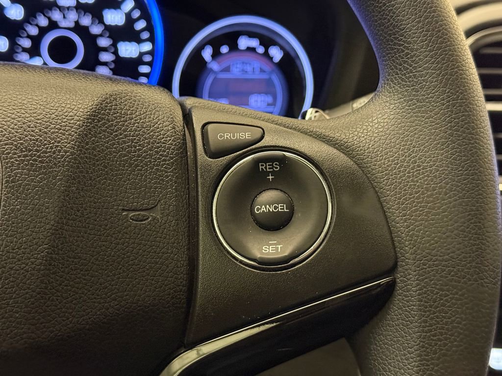 Used 2018 Honda HR-V EX image 30